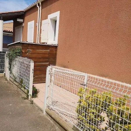 Maison 100m De La Avec Parking Securise Fibre Optique Internet *