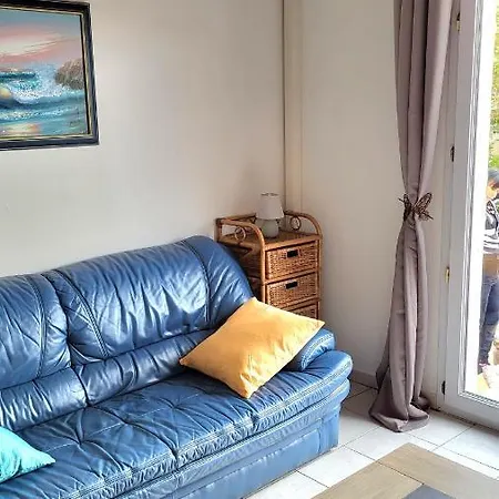 Maison 100m De La Avec Parking Securise Fibre Optique Internet Holiday home Valras-Plage