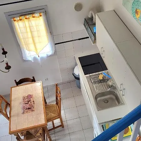 Maison 100m De La Avec Parking Securise Fibre Optique Internet Holiday home