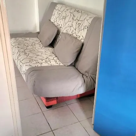 Maison 100m De La Avec Parking Securise Fibre Optique Internet *