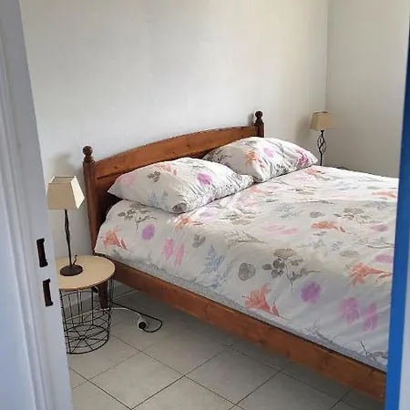 Maison 100m De La Avec Parking Securise Fibre Optique Internet Holiday home Valras-Plage